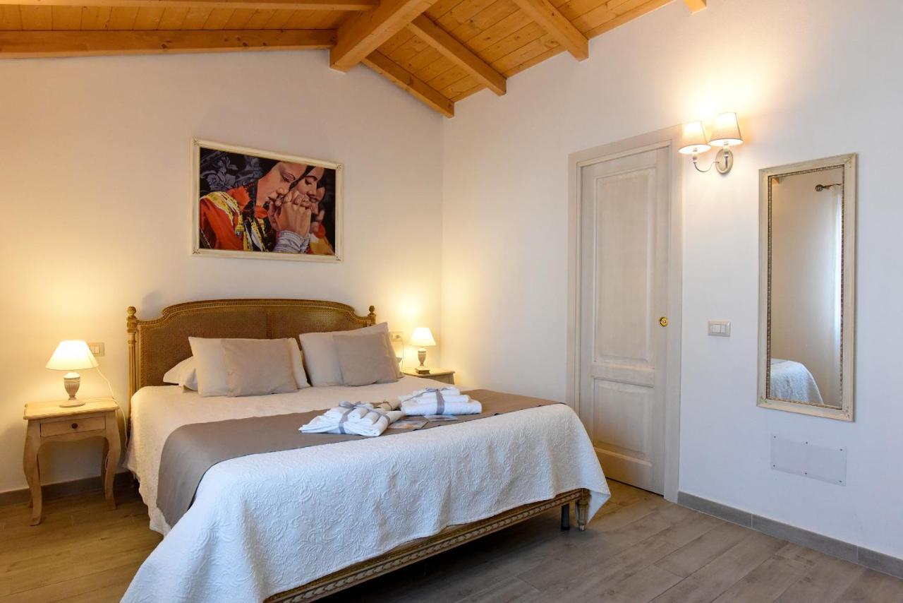 La Dimora Di San Simplicio Hotell Olbia Eksteriør bilde